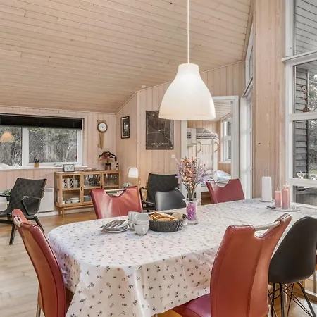 Casa de Férias Naewe - 30km From The Sea By Interhome